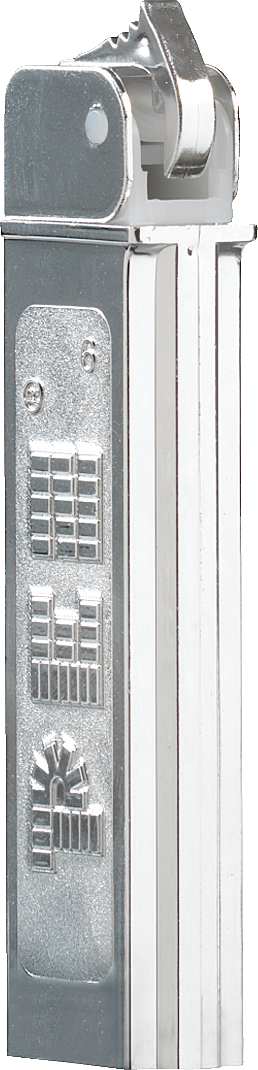 Silberner PEZ-Spender im retro Design