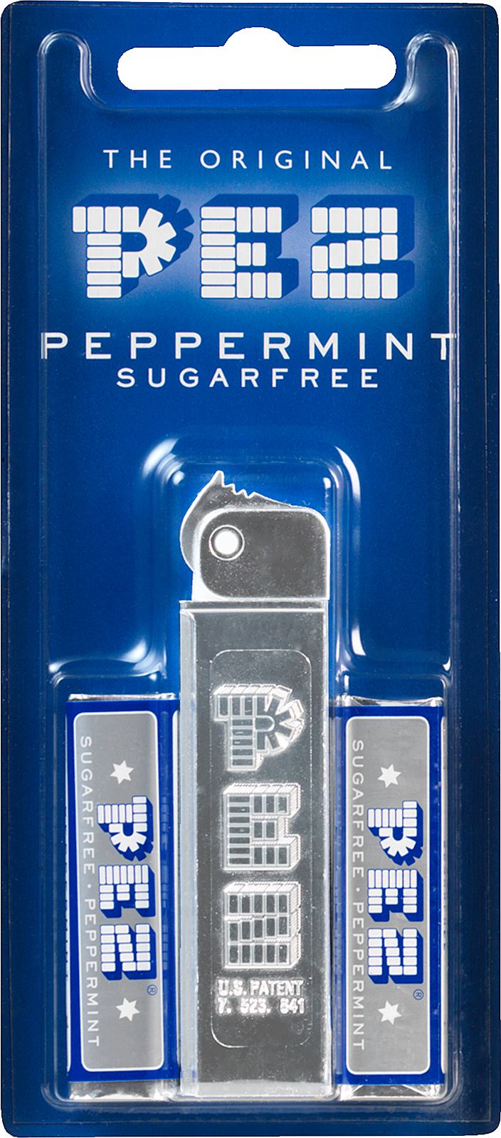 Silberner PEZ-Spender im retro Design verpackt zusammen mit PEZ Bonbons