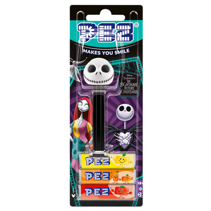 Blisterverpackung des PEZ-Spenders von Jack Skellington inklusive drei PEZ-Bonbonrollen und passendem Design mit „The Nightmare Before Christmas“-Logo.