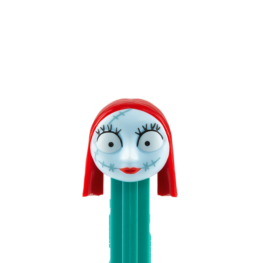Detailaufnahme des PEZ-Spenders von Sally mit hellblauem Gesicht, roten Haaren, aufgemalten Nähten und großen Augen auf türkisfarbenem Spenderschaft.