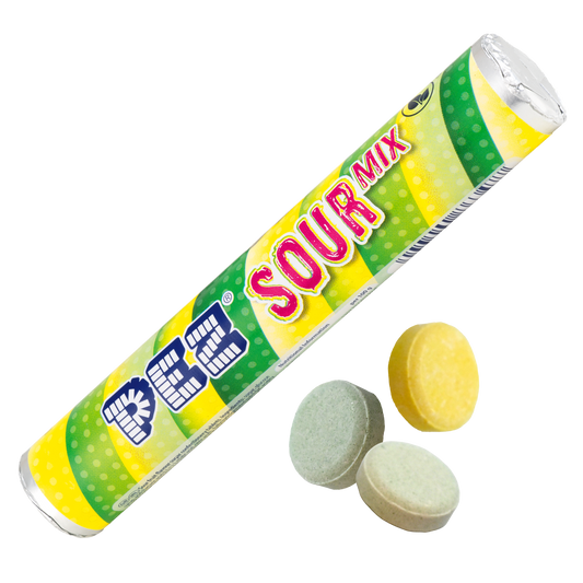 Rolle PEZ Sour Mix Bonbons mit gelb-grünem Design; längliche Verpackung mit Schriftzug ‚PEZ‘ und ‚SOUR MIX.